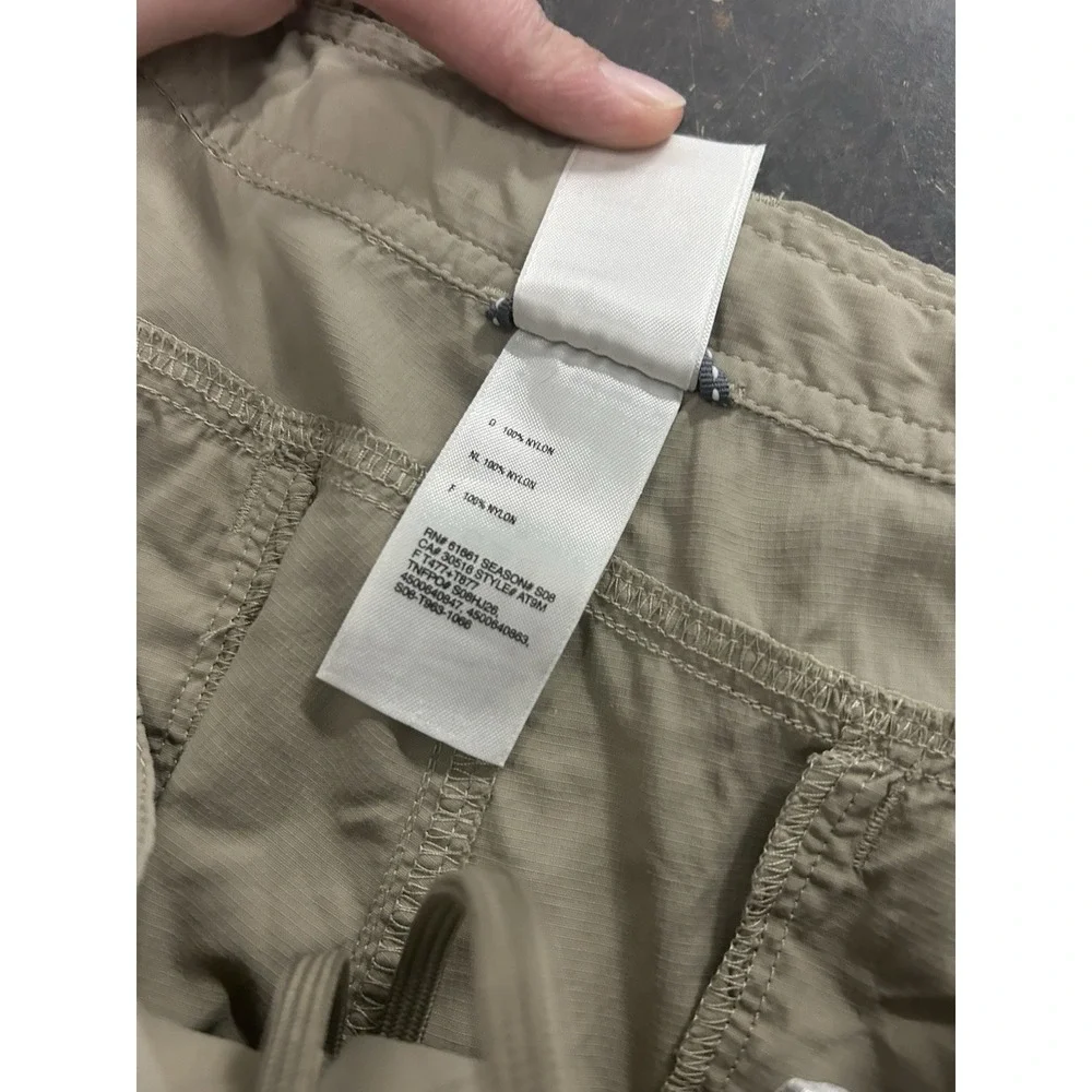 The‎ North Face Mens Convertible Hiking Pants Khaki Size Large Nylon Gorp Core